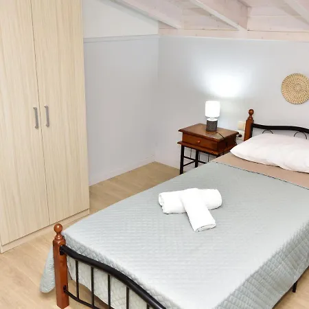 Gm Kefalonia * Razáta