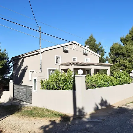 Gm Kefalonia Razáta